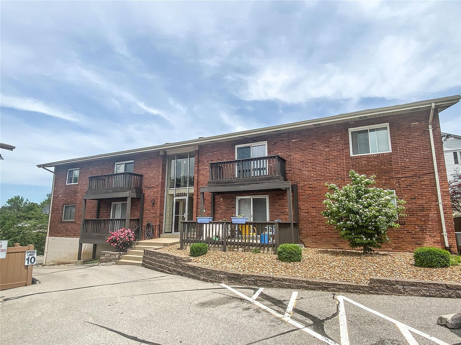 2511 Senator Ct UNIT H, Saint Louis, MO 63125 Zillow