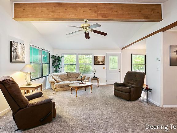 5th image of 5864 Larkspur Ln