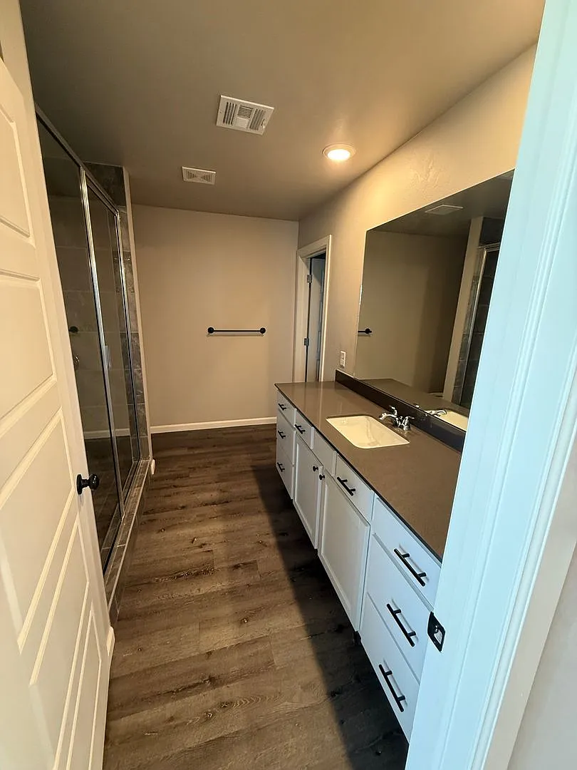 7720 Westhall Place - Pennbrooke — Photo 4