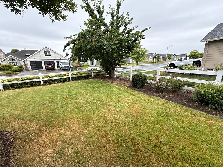 191 McLaughlin Dr — Photo 45