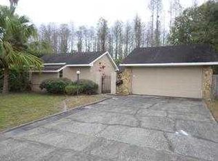 4218 Interlake Dr, Tampa, FL 33624