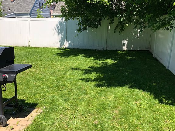 Privacy fencing