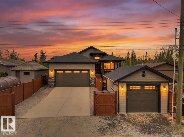5052 Lakeshore Dr, Sylvan Lake, AB T4S 1B3
