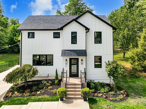 3rd image of 7009 Mayfield Ave