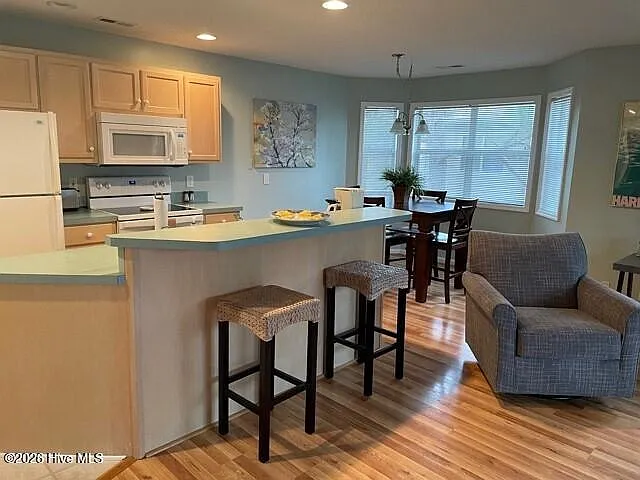 3030 Marsh Winds Cir #105 — Photo 2