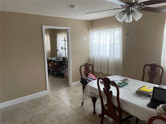 4th image of 77 Harness Ln