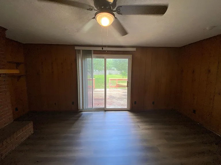 237 Vanderbilt Dr — Photo 27