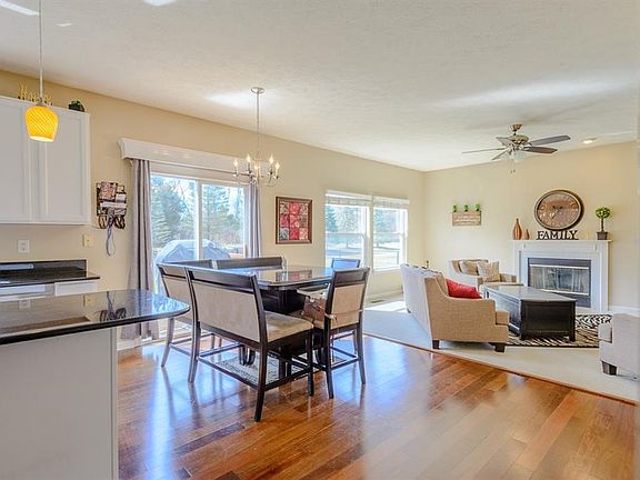 4th image of 6253 Saddletree Dr
