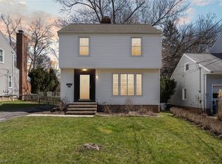 1531 Edgefield Rd, Lyndhurst, OH 44124