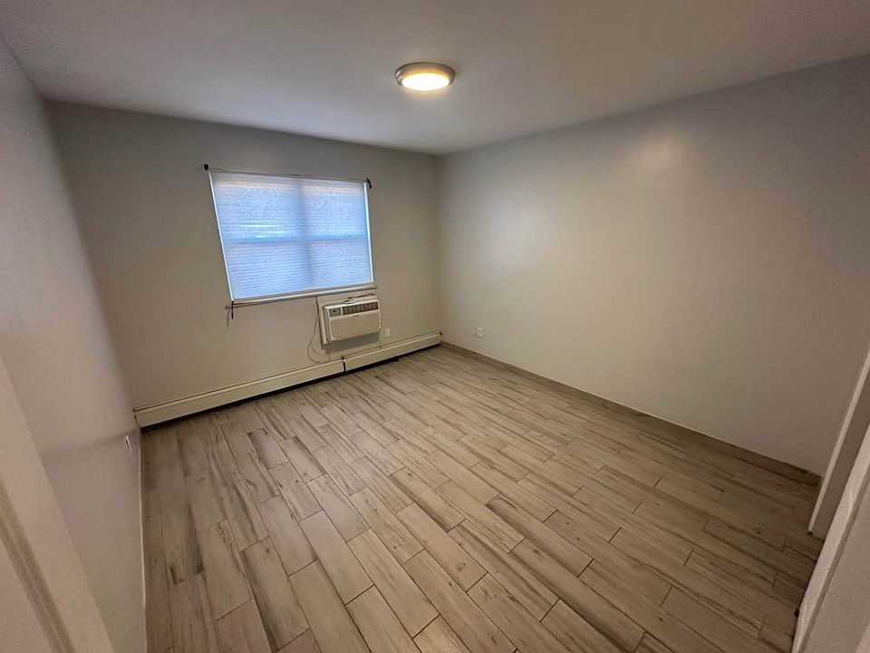 1st image of 6658 69th St #3