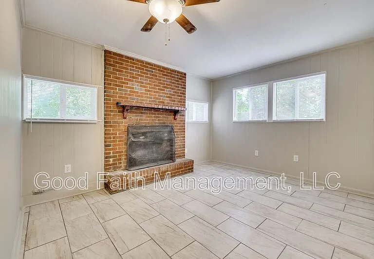 1813 Alder Dr — Photo 17