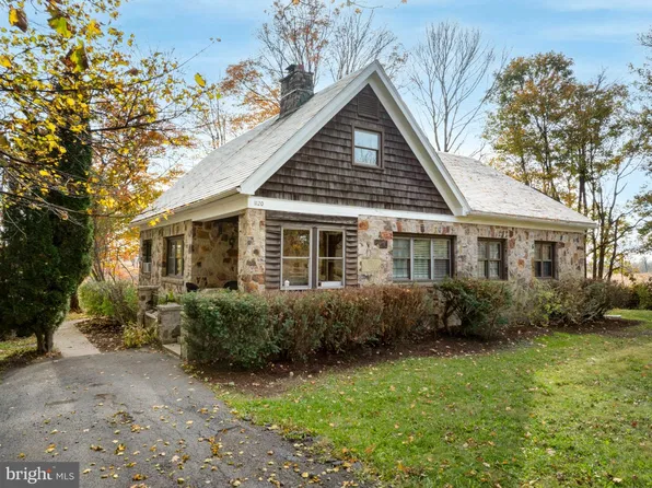 1120 Halfmoon Valley Rd, Port Matilda, PA 16870
