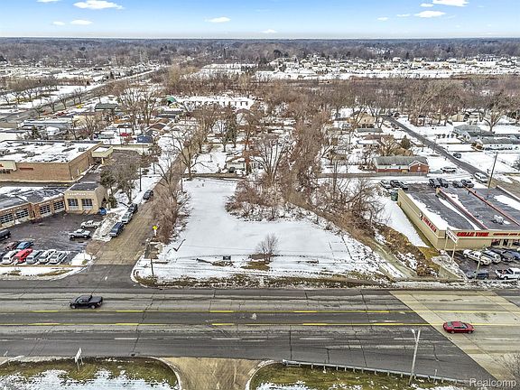 3rd image of 10854 Allen Rd