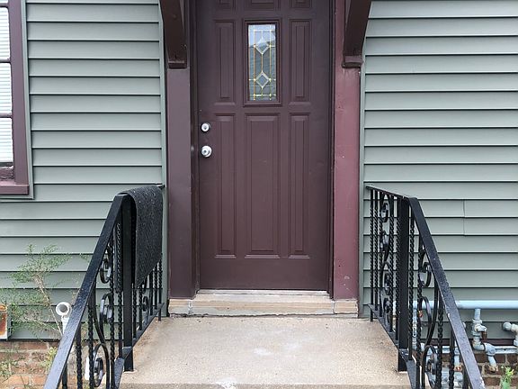 2nd image of 2727 Orchard St #A