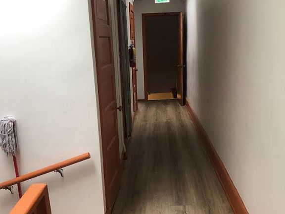 5th image of 920 Clay St
