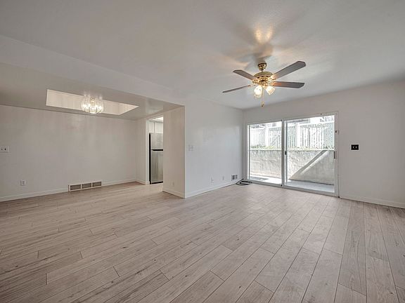 4th image of 5761 S Waterbury Cir Unit H