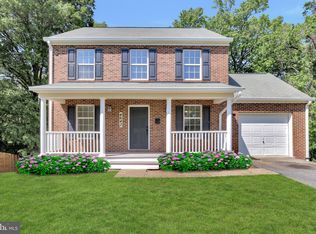 4643 Hilltop Ter SE, Washington, DC