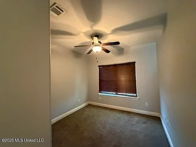3 bed, 2.0 bath, 1456 sqft, $1,750 — Photo 4