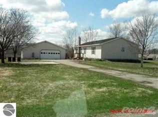 4237 N Winn Rd, Weidman, MI 48893