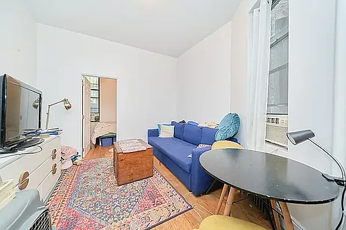 238 E 33rd St #3 Photo 1 238 E 33rd St #3 Photo 1
