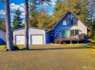 581 Mount Olympus Ave SE, Ocean Shores, WA 98569