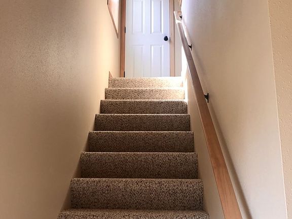 5th image of 3329 Warbler Way Unit B