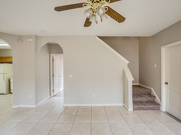 3rd image of 8310 Arabian Dunes Pl