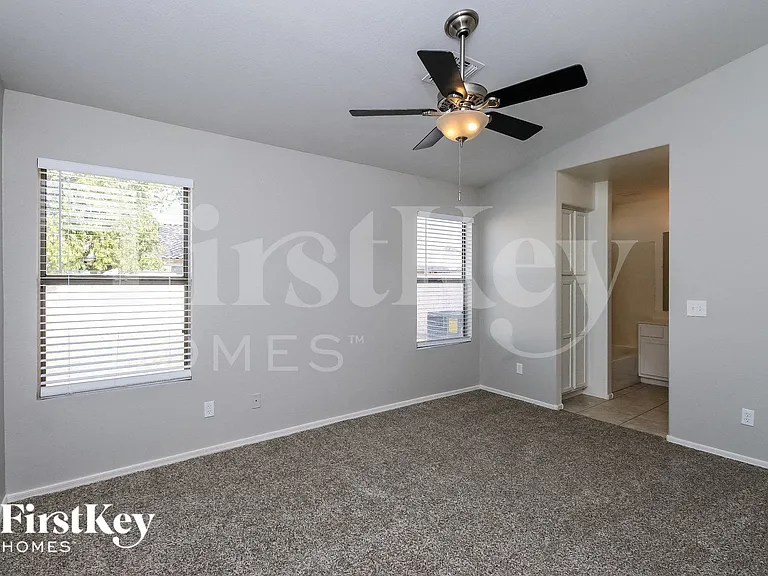 2290 E Nunneley Ct — Photo 8