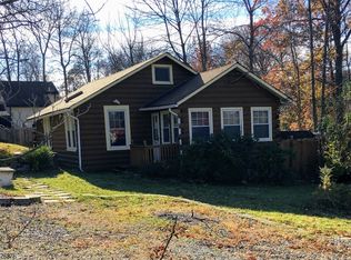 25 Vista Rd, West Milford, NJ 07480