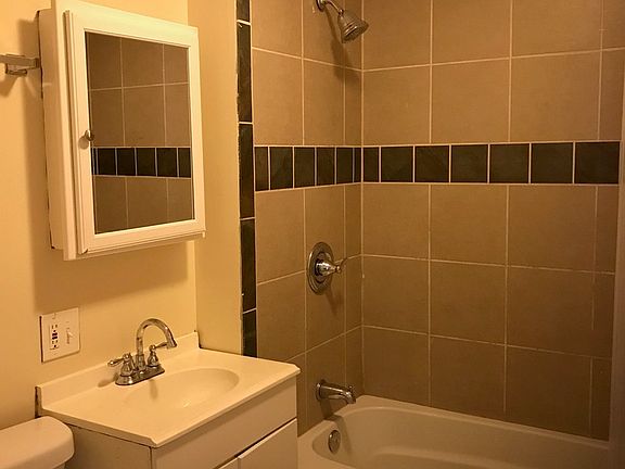 4th image of 7220 S Wentworth Ave #3