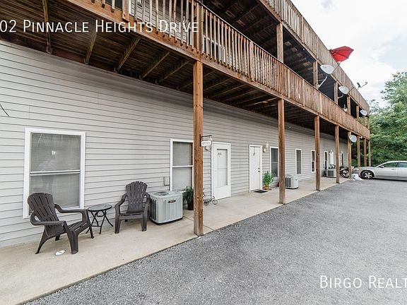 2nd image of 502 Pinnacle Heights Dr