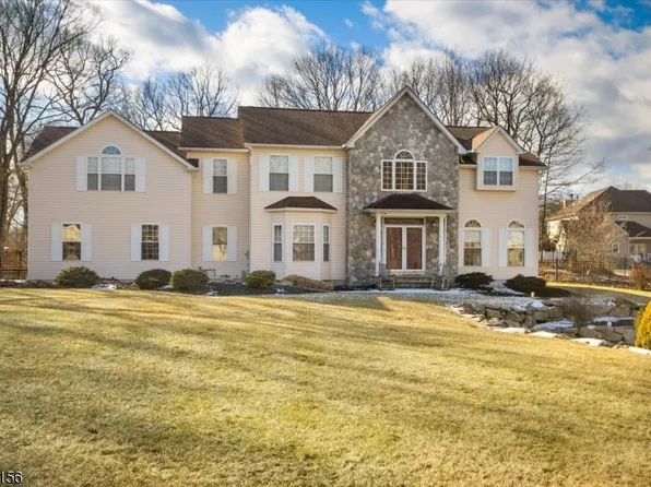 26 Manor Dr, Byram Twp., NJ 07821