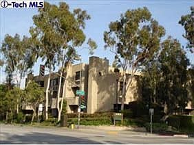 2nd image of 484 E California Blvd APT 28