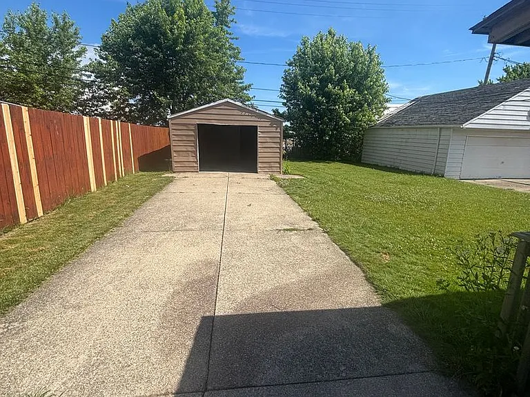 15409 Benhoff Dr — Photo 7