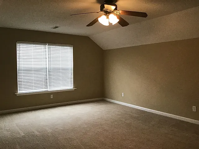 107 Sentinel Ct — Photo 13