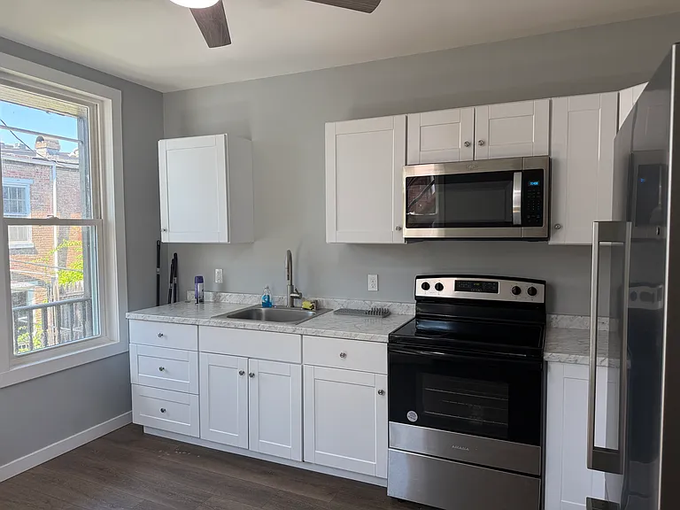 266 Forster St #2 — Photo 1
