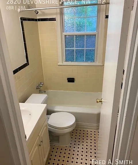 2820 Devonshire Pl NW #2 — Photo 6