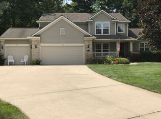 18579 Woodduck Dr, Spring Lake, MI 49456