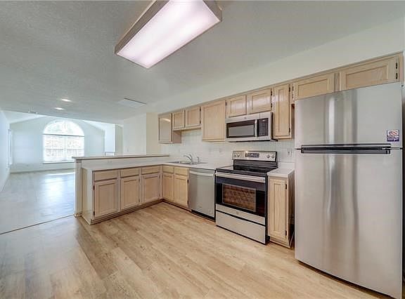2nd image of 1908 W 139th St