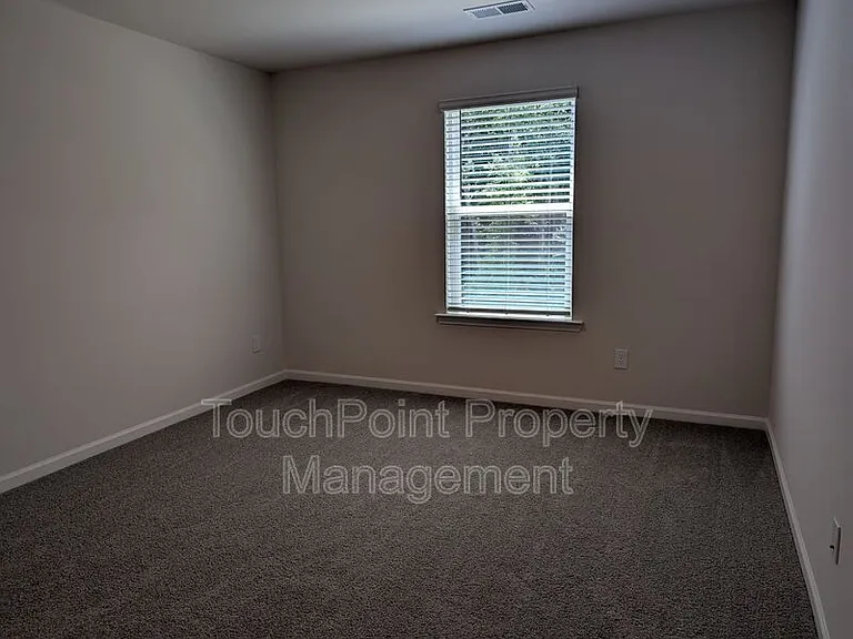 5132 Hyrule Dr — Photo 10