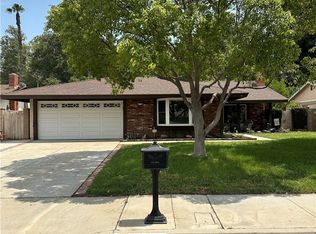 8848 Continental Dr, Riverside, CA 92504