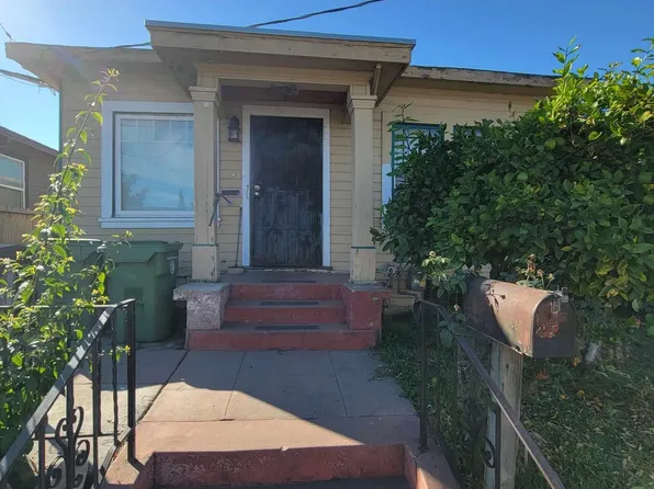 9919 Plymouth St, Oakland, CA 94603