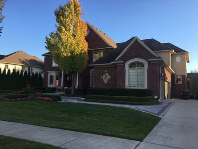 856 Majestic, Rochester Hills, MI, 48306