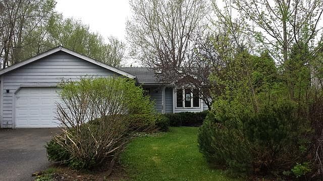 2nd image of 105 Marquette Dr SW