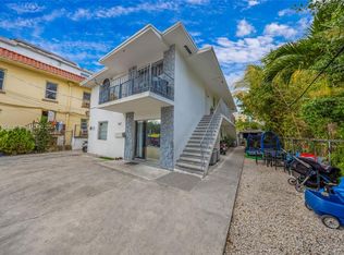 567 SW 3rd St, Miami, FL 33130