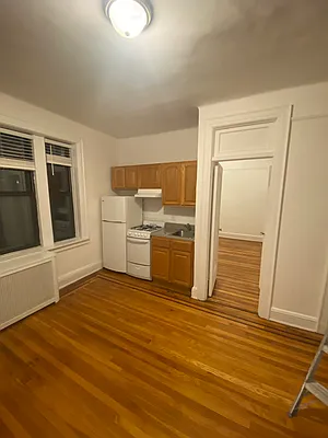 Rented by Bouklis Group | media 9