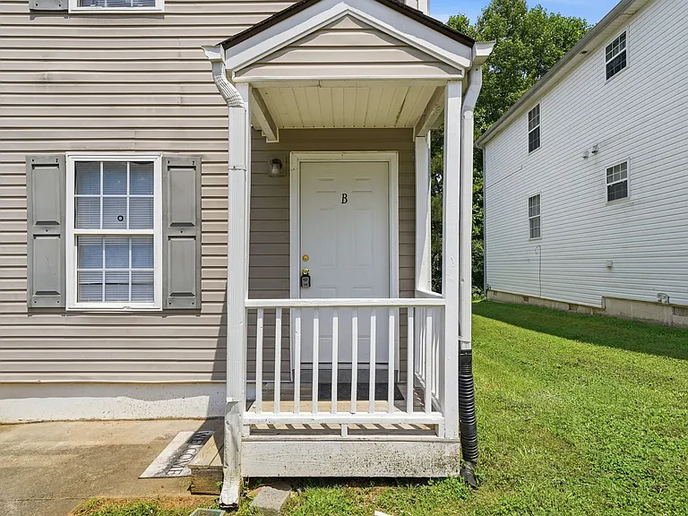 86 Hanna Dr — Photo 24