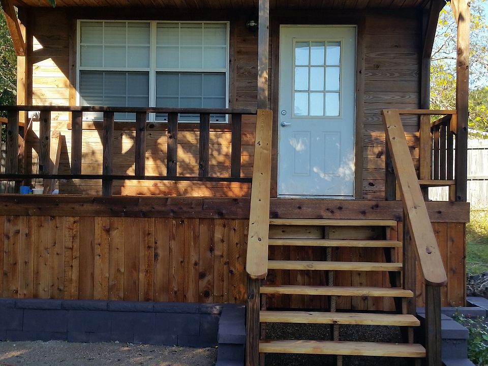 1st image of 130 Pecan Park Dr