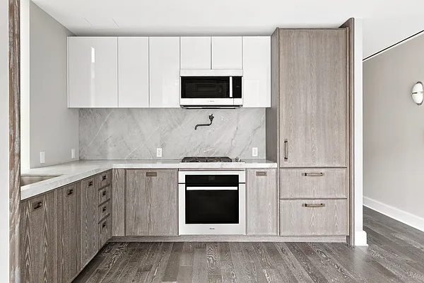 Rented by Compass | media 9