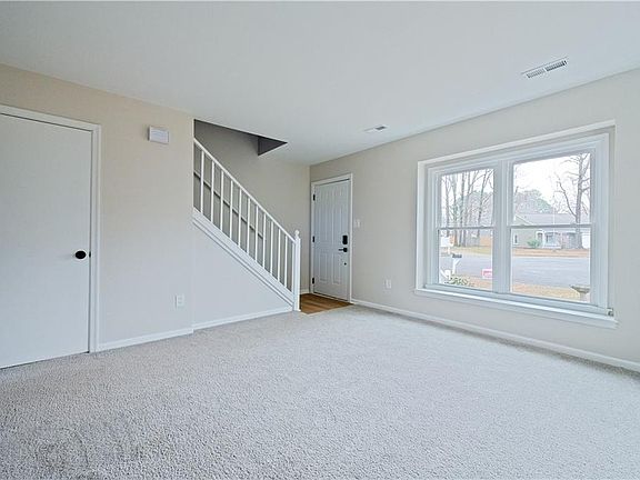 2nd image of 171 King Richard Pl
